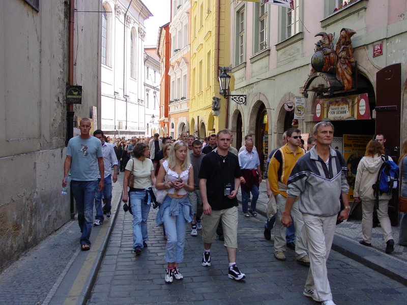 cz_116_praag_straatje_A.JPG