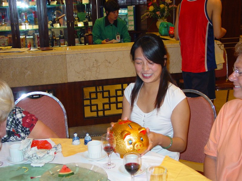 china_594_guangzhou_avondeten_A.JPG