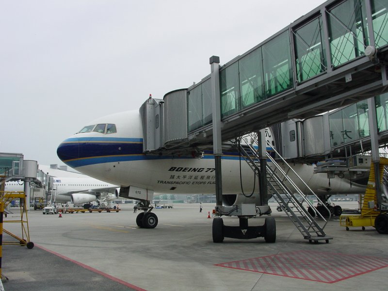 china_598_guangzhou_vliegtuig_A.JPG