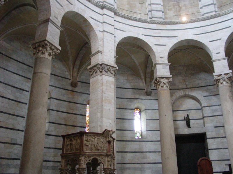 italie_172_pisa_doopkapel_A.JPG