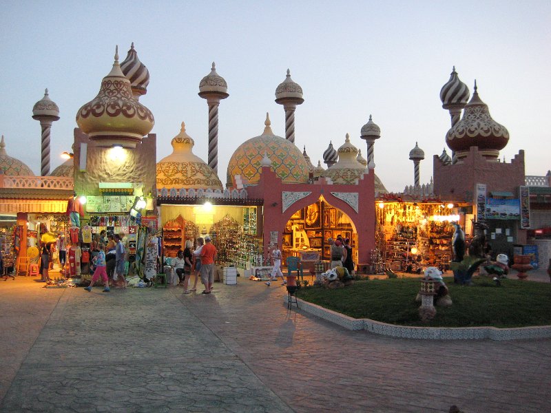 eg_151_sharm_el_sheikh_bazaar_A.JPG