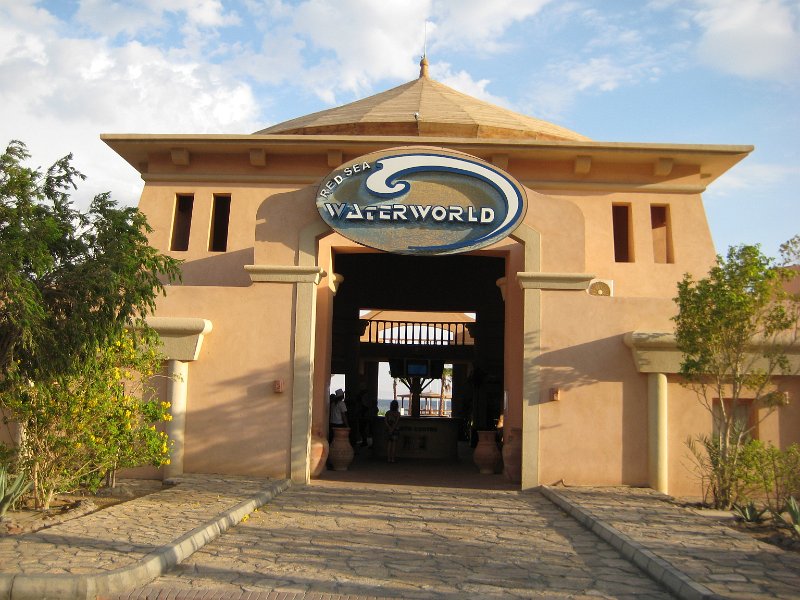 eg_062_taba_waterworld_A.JPG