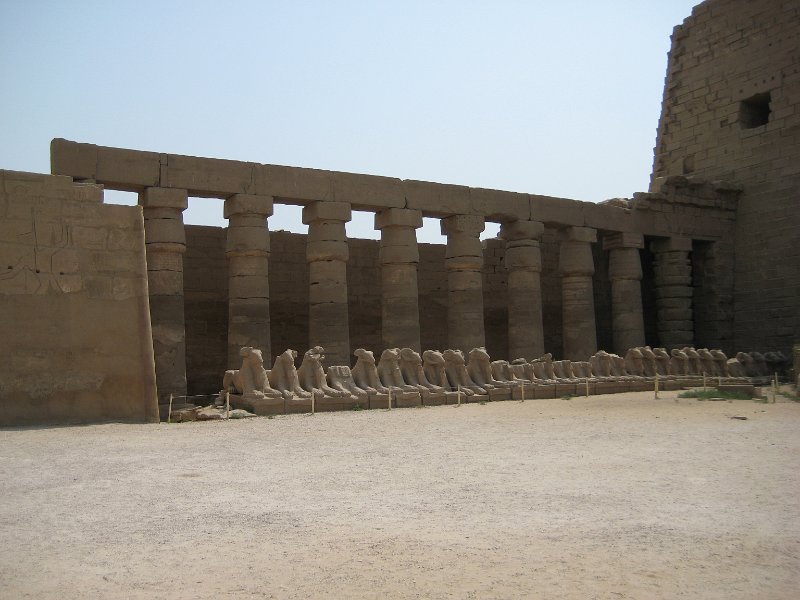 eg_287_luxor_karnak_tempel_A.JPG