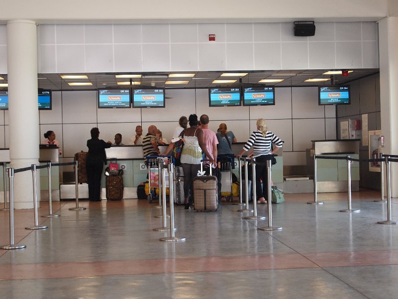 aw_2012_604g_curacao_luchthaven.JPG