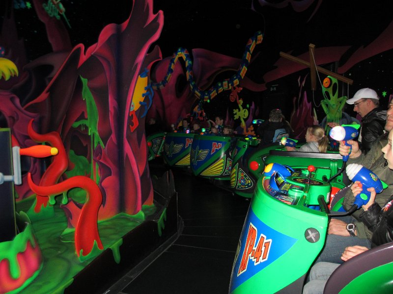 fr_2012_032_disney_land_buzz_lightyear_A.JPG