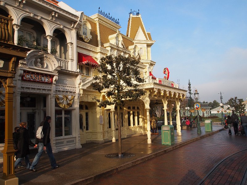 fr_2012_049_disney_land_main_street_A.JPG
