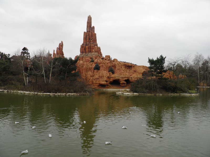fr_2012_143d_disney_land_big_thunder_mountain.JPG