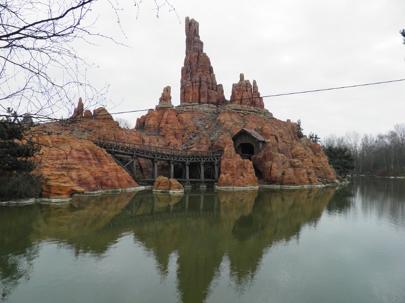 fr_2012_199b_disney_land_big_thunder_mountain.JPG