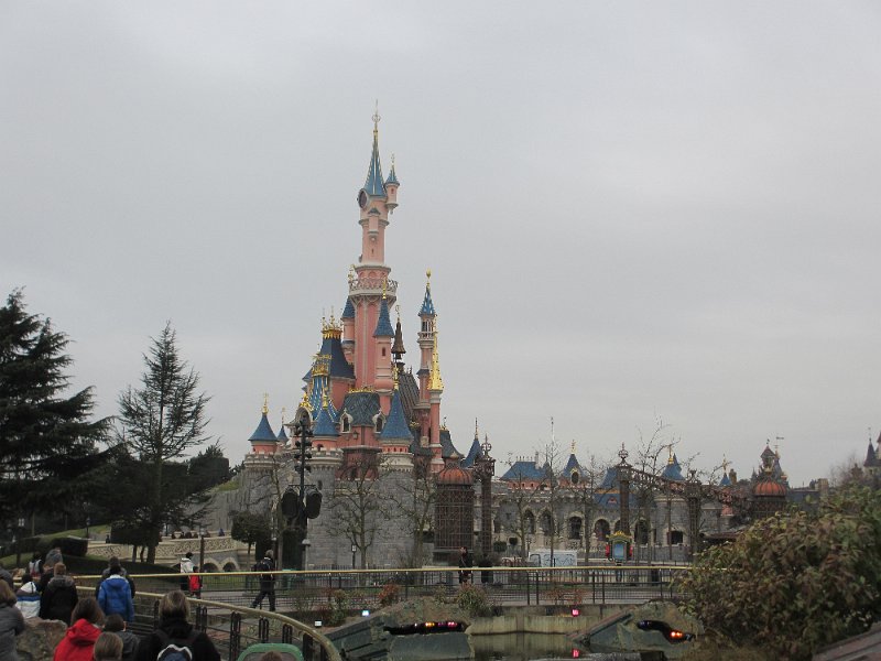 fr_2012_246_disney_land_kasteel_A.JPG