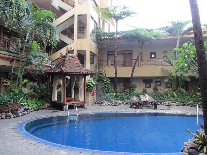 id_2012_105_bandung_sukajadi_hotel_A.JPG