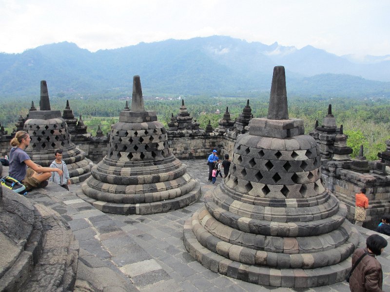 id_2012_288_magelang_borobudur_A.JPG