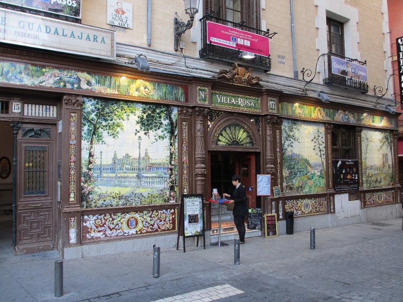 es_2012_028_madrid_villa_rosa_A.JPG