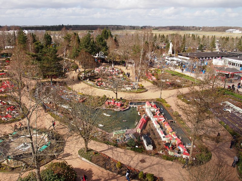 dk_2013_228_billund_legoland_lego_top_A.JPG